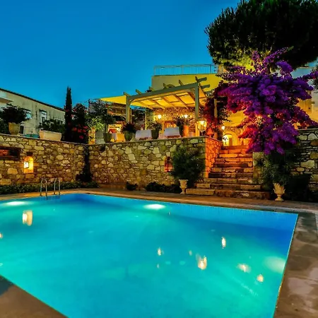 Ipekyol Avec Piscine Privee