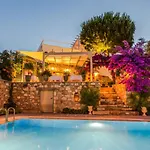 Vila Ipekyol Avec Piscine Privee Çeşme