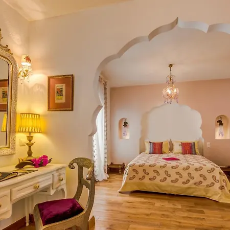 Ipekyol Avec Piscine Privee Vila