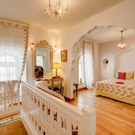 Ipekyol Avec Piscine Privee Vila *